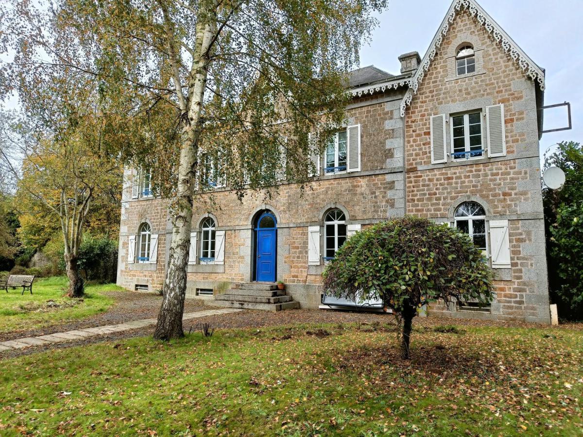 Maison La Motte With Bicycle Parking Saint-Hilaire-du-Harcouët Eksteriør bilde